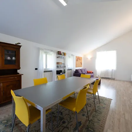 Apartament Casa Vecchia Quercia Assago