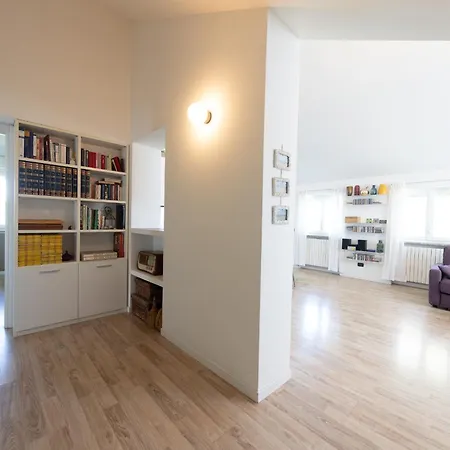 Casa Vecchia Quercia * أسّاغو
